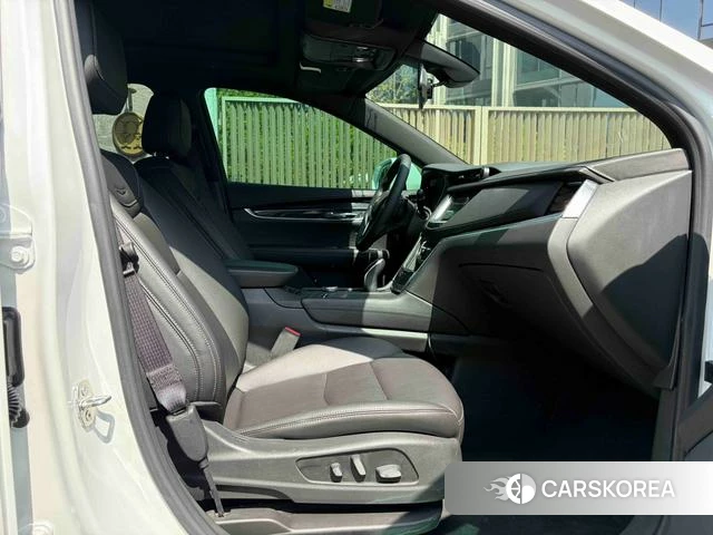 Cadillac XT5 2021 Белый из Китая, фото 2