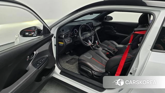 Hyundai Veloster (JS) 2018 Белый из Кореи, фото 2