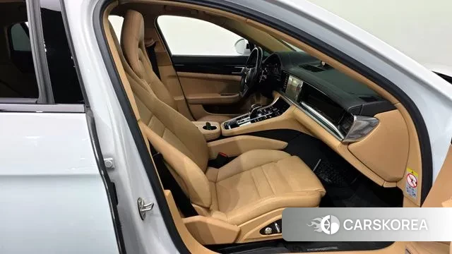 Porsche Panamera (971) 2021 Белый из Кореи, фото 2