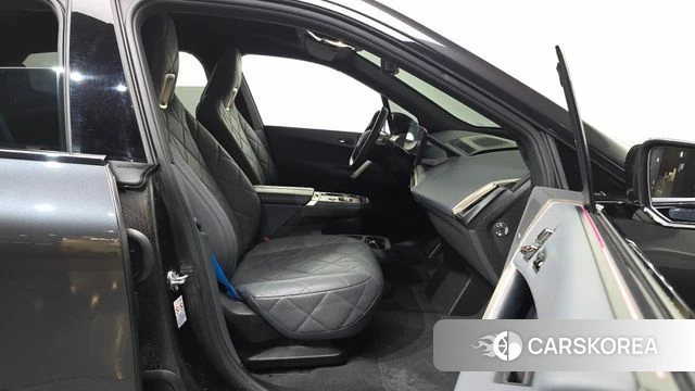 BMW iX 2022 Серый из Кореи, фото 2