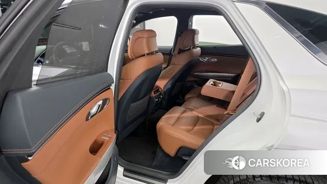 Genesis GV70 2024 Белый из Кореи, фото 2