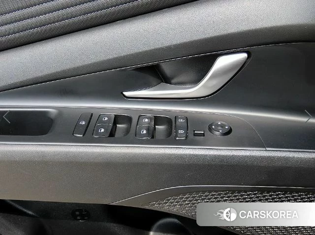 Hyundai Avante (CN7) 2021 Серебристо-серый из Кореи, фото 2