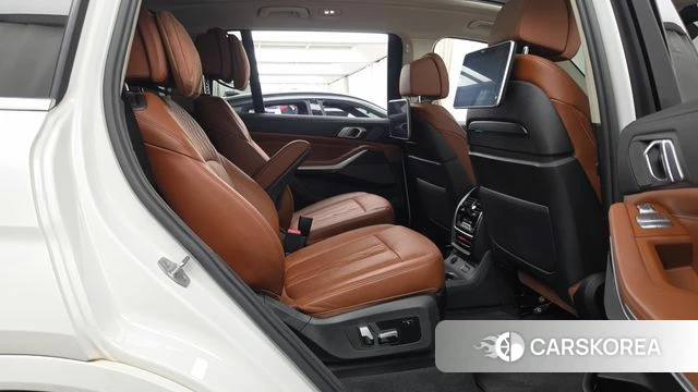 BMW X7 (G07) 2020 Белый из Кореи, фото 2