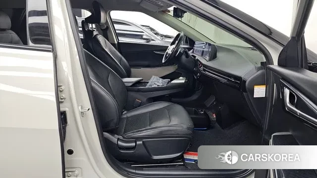 Kia EV6 2021 Жемчужный цвет из Кореи, фото 2