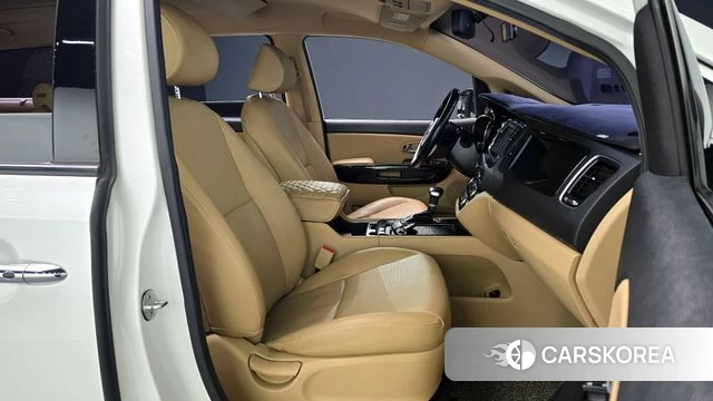 Kia All New Carnival 2018 Белый из Кореи, фото 2