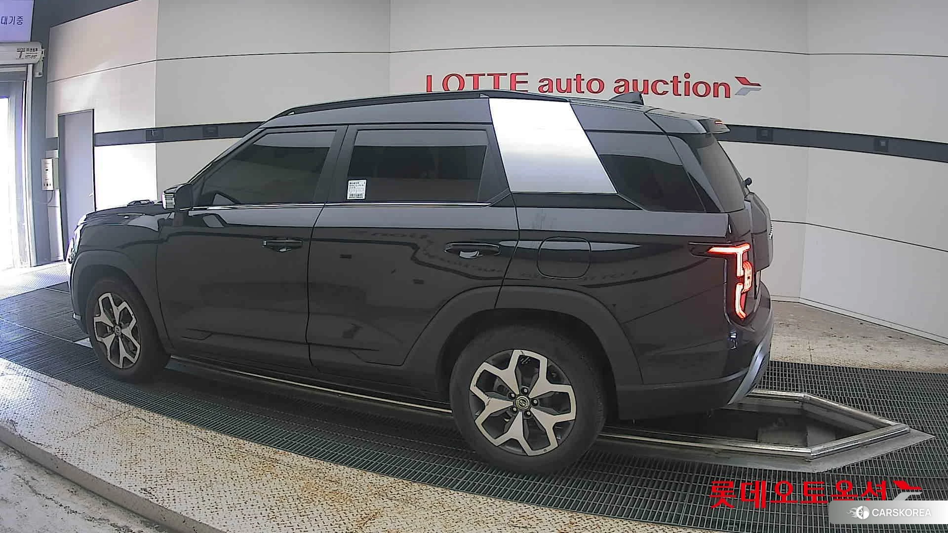 SsangYong Torres 2023 Spaceblack из Кореи, фото 2