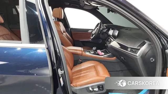 BMW X7 (G07) 2021 Черный из Кореи, фото 2