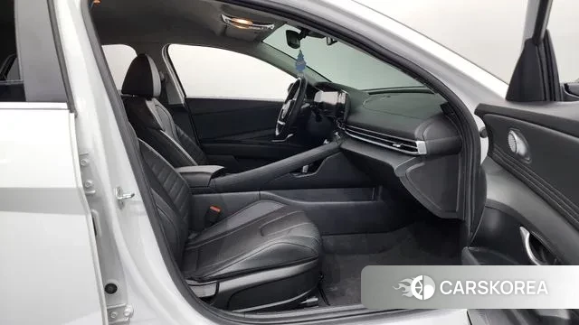 Hyundai Avante (CN7) 2021 Белый из Кореи, фото 2