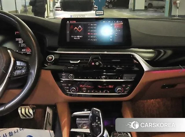 BMW 5 Series (G30) 2019 Синий из Кореи, фото 2