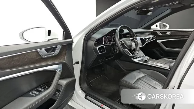 Audi A6 (C8) 2020 Белый из Кореи, фото 2