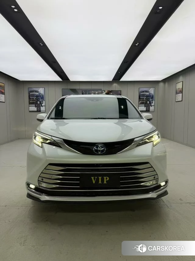 Toyota Saina 2022 Белый из Китая, фото 2