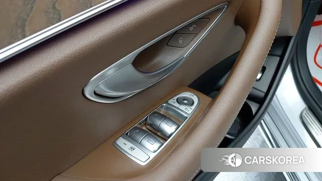 Mercedes-Benz E-Class W213 2022 Серебряный из Кореи, фото 2