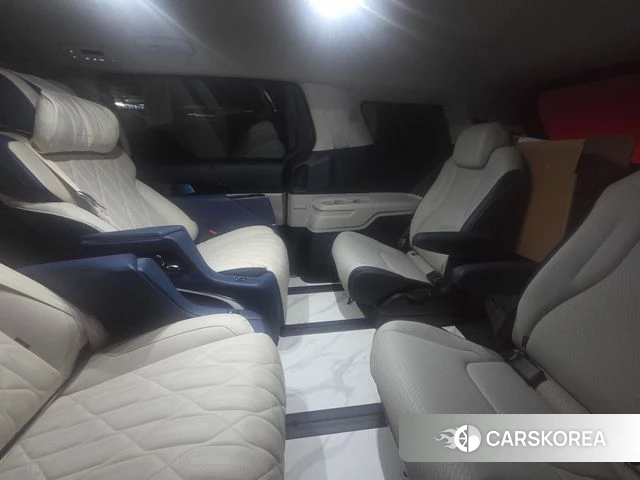 Kia The New Carnival 4th Generation 2025 Черный из Кореи, фото 2