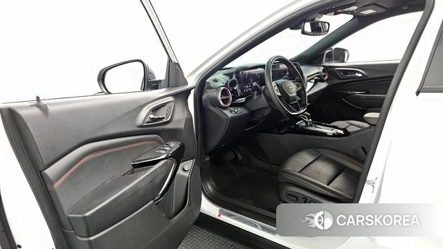 Chevrolet (GM Daewoo) Trax Crossover 2024 Белый из Кореи, фото 2