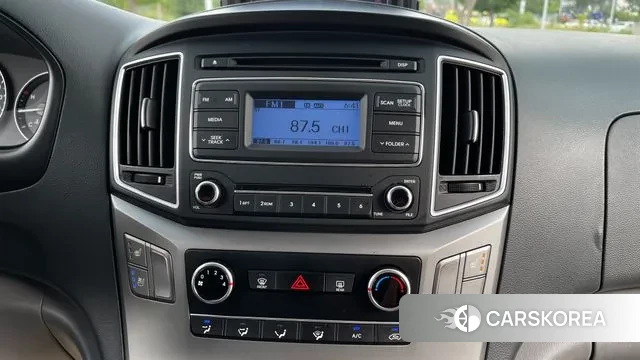 Hyundai The New Grand Starex 2018 Белый из Кореи, фото 2