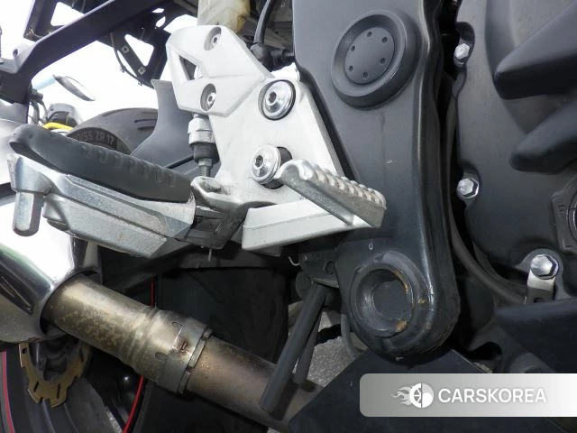 Проданный Suzuki GSR750 id 3947097 из Японии, фото 4