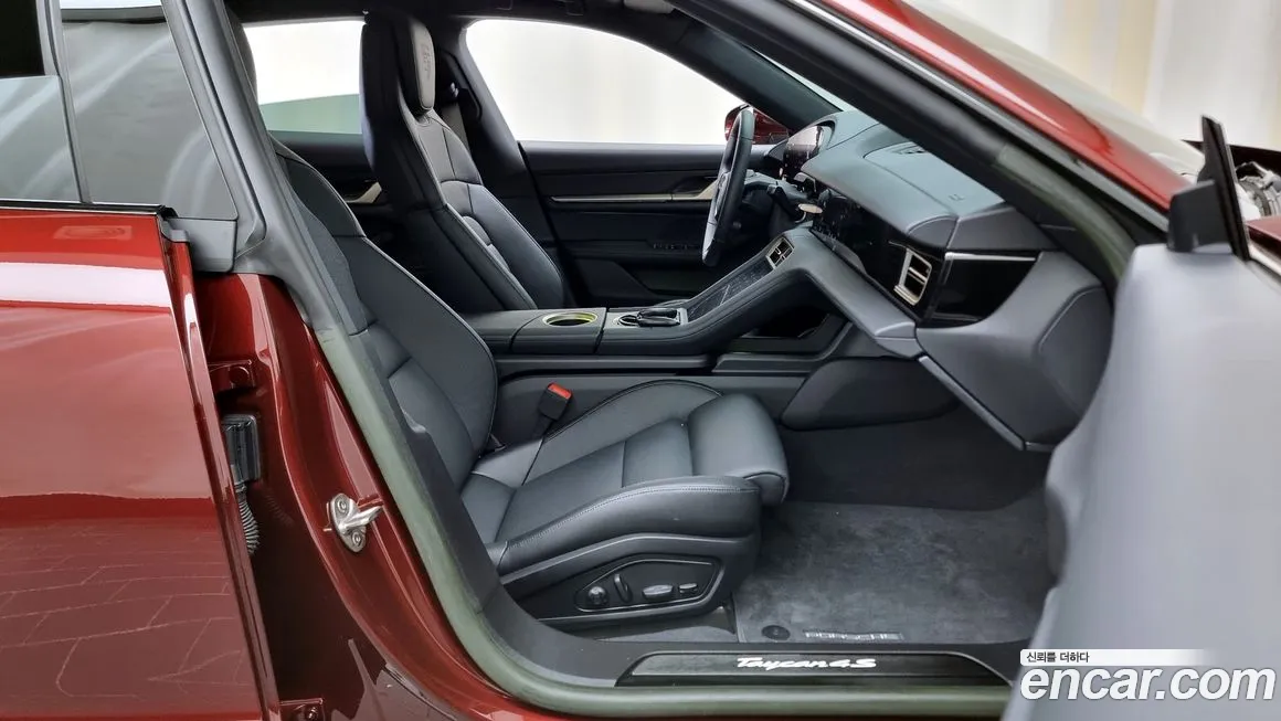 Porsche Taycan 2022 из Кореи, фото 2