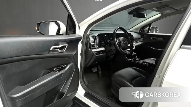 Kia Sportage 5th Generation 2022 Белый из Кореи, фото 2