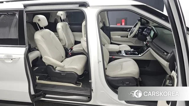 Kia Carnival 4th generation 2023 Белый из Кореи, фото 2