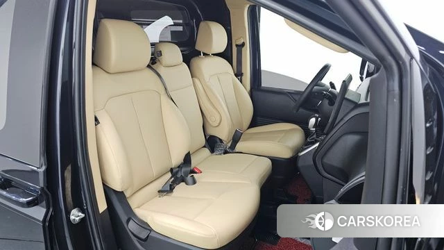 Hyundai Staria id 4442161 из Кореи 2
