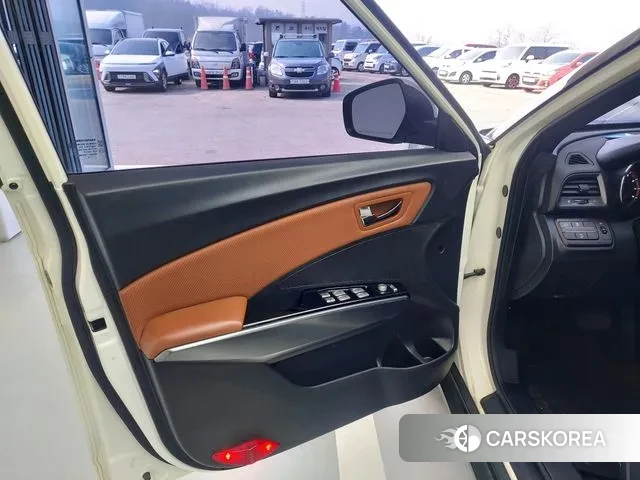 Ssangyong Tivoli Armor 2019 Белый из Кореи, фото 2