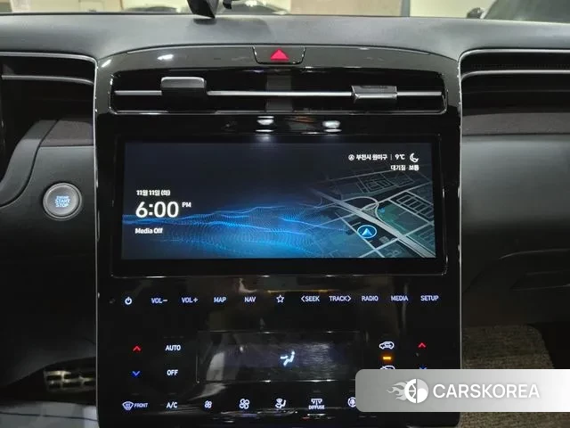 Hyundai The New Tucson (NX4) 2023 Белый из Кореи, фото 2