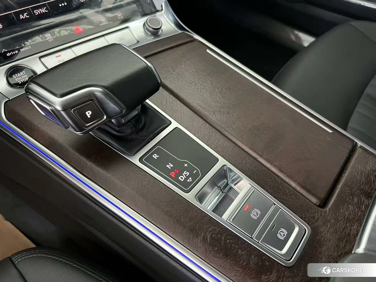 Audi A6 (import) 2020 Черный из Китая, фото 2