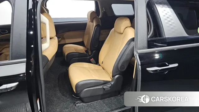 Kia Carnival 4th generation 2023 Черный из Кореи, фото 2