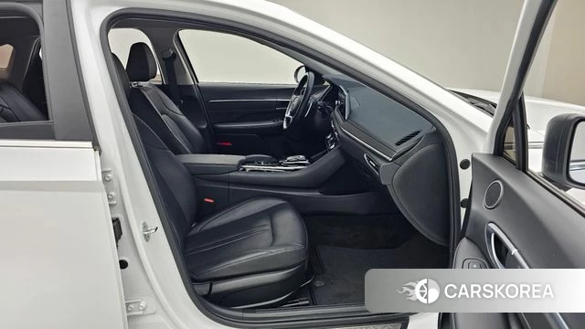 Hyundai Sonata (DN8) 2022 Белый из Кореи, фото 2