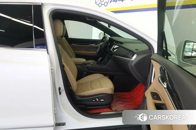 Cadillac XT5 2022 Белый из Китая, фото 2