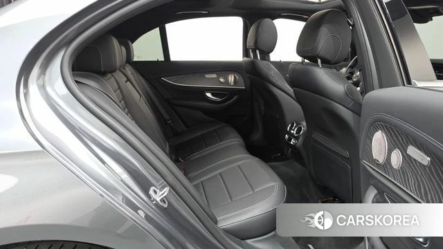 Mercedes-Benz E-Class W213 2022 Серый из Кореи, фото 2