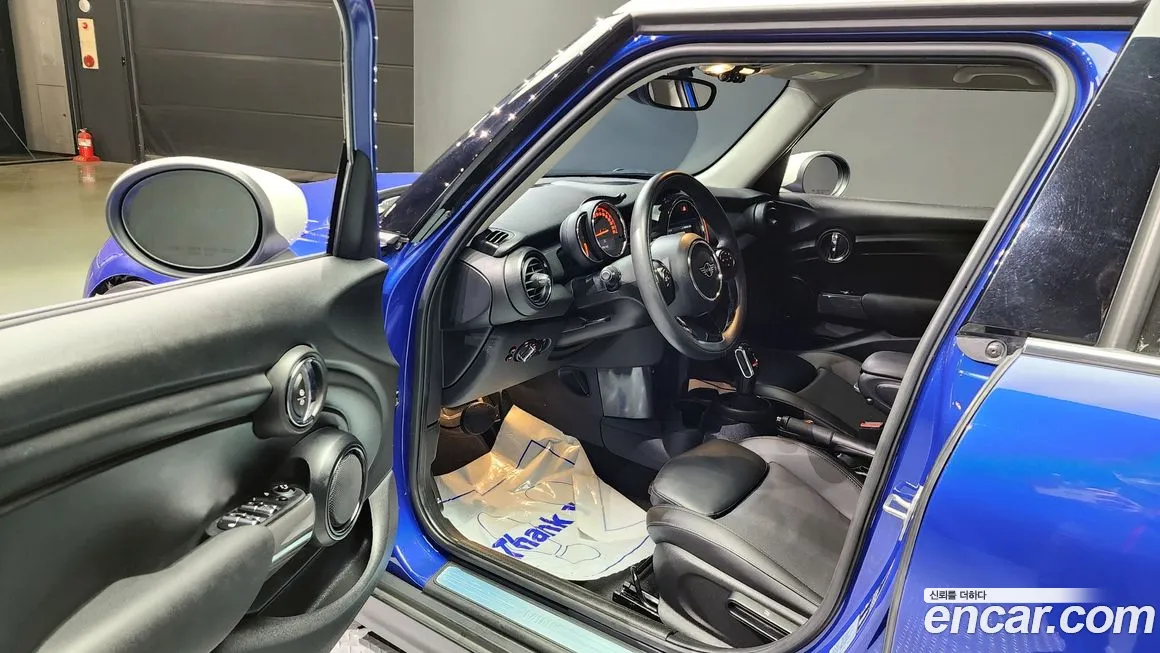 Mini Cooper 2020 Синий из Кореи, фото 2