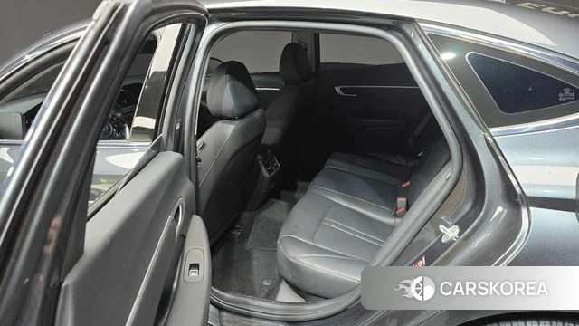 Hyundai Sonata (DN8) 2022 Серый из Кореи, фото 2