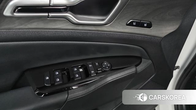 Kia Sportage 5th Generation 2024 Белый из Кореи, фото 2
