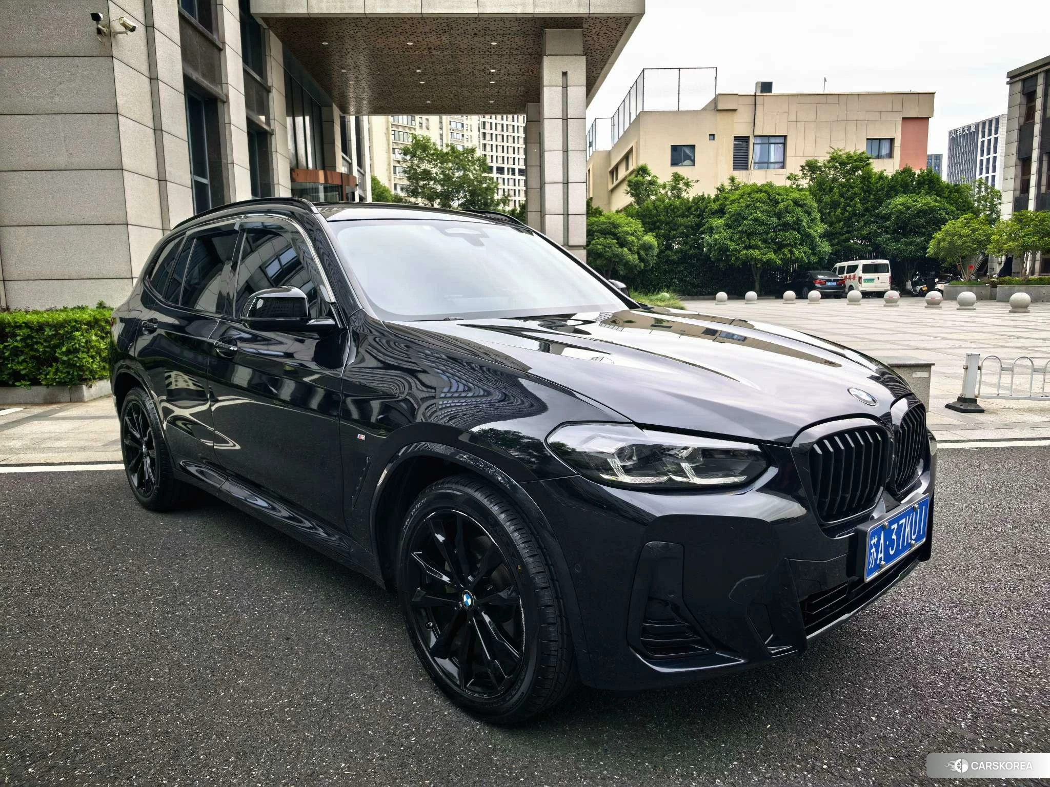 BMW X3 2022 Черный из Китая, фото 2