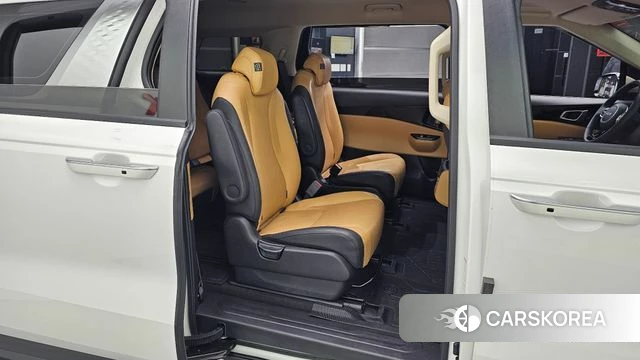 Kia Carnival 4th generation 2023 Белый из Кореи, фото 2