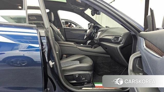 Maserati Levante 2020 Синий из Кореи, фото 2