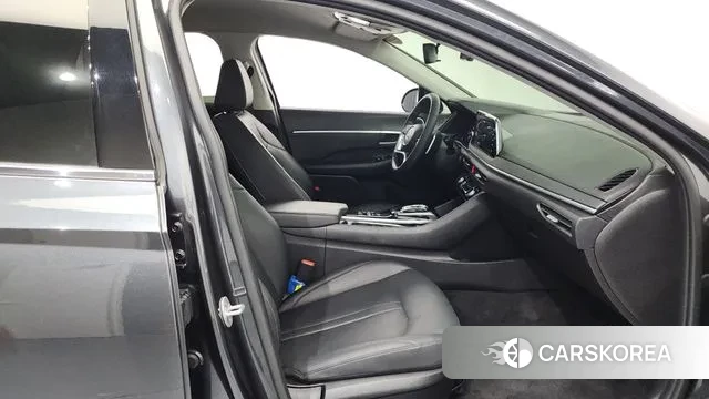 Hyundai Sonata (DN8) 2022 Серый из Кореи, фото 2