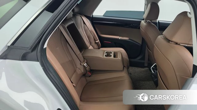 Hyundai Grandeur Hybrid (GN7) 2024 Белый из Кореи, фото 2