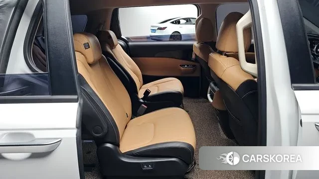 Kia Carnival 4th generation 2023 Белый из Кореи, фото 2