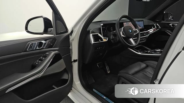 BMW X5 (G05) 2025 Белый из Кореи, фото 2