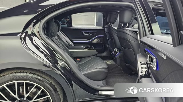 Mercedes-Benz S-Class W223 2024 Черный из Кореи, фото 2