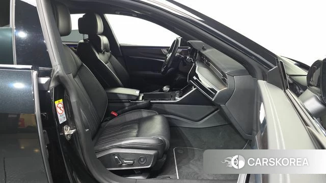 Audi A7 (4K) 2021 Черный из Кореи, фото 2