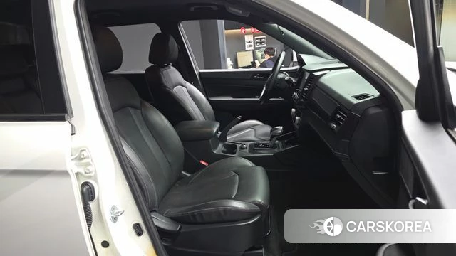 Ssangyong Rexton Sports 2019 Белый из Кореи, фото 2
