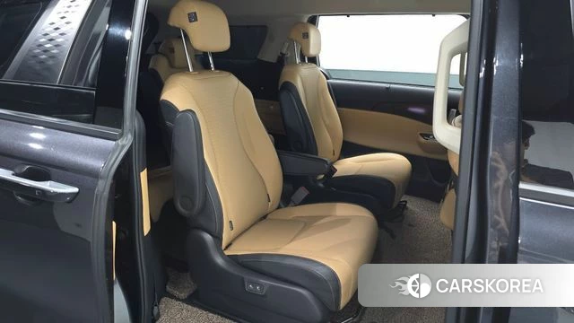 Kia Carnival 4th generation 2021 Серый из Кореи, фото 2