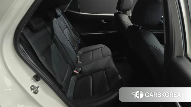Kia Stonic 2019 Белый из Кореи, фото 2