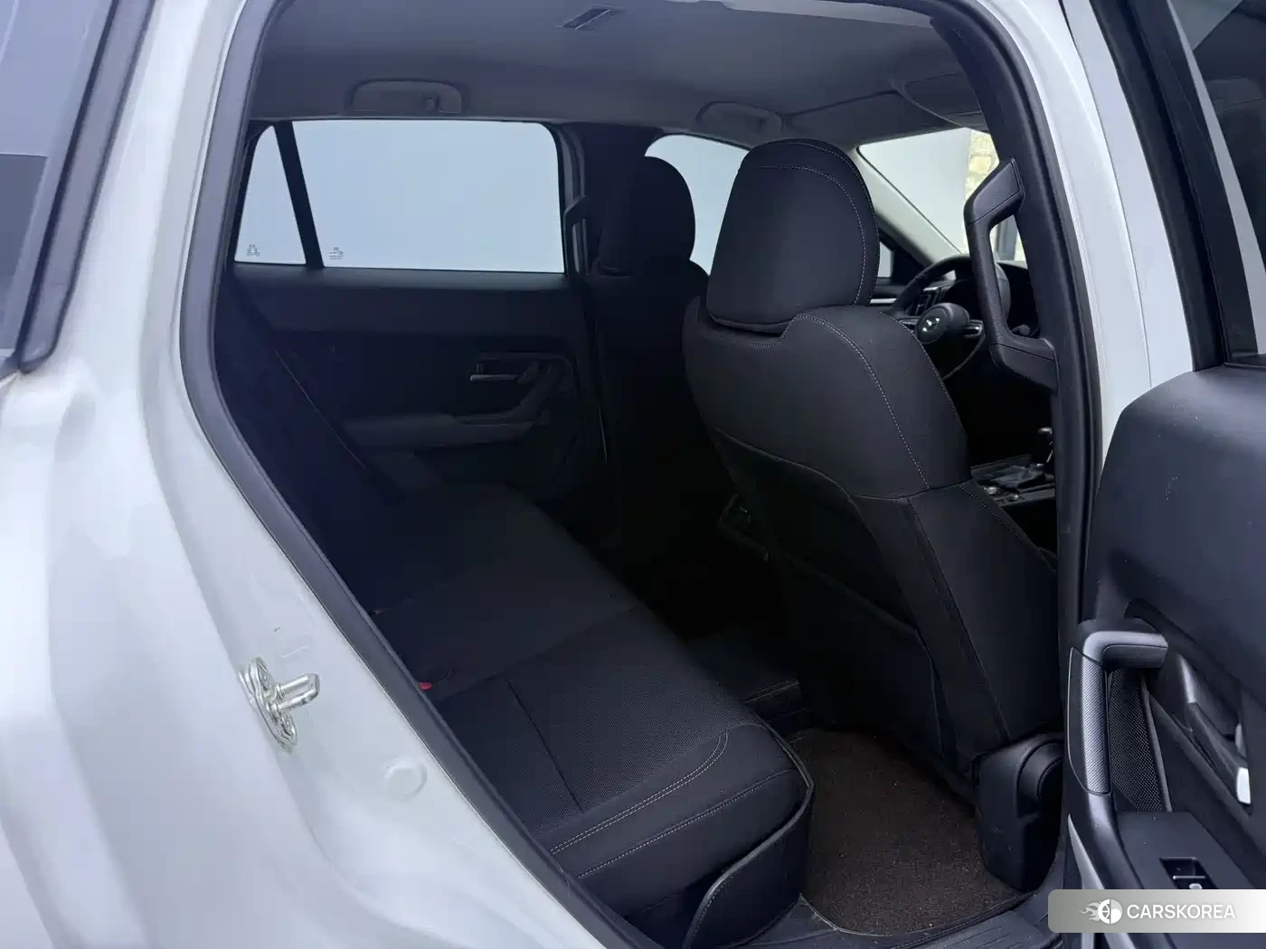 Mazda CX-50 Xingya 2023 Белый из Китая, фото 2
