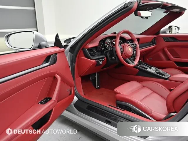 Porsche 911(992) 2022 Серебристо-серый из Кореи, фото 2