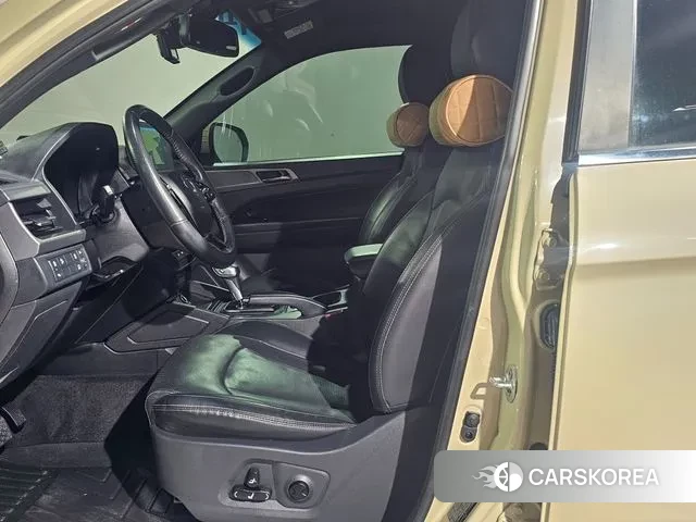 Ssangyong The New Rexton Sports Cannes 2023 Жемчужный цвет из Кореи, фото 2