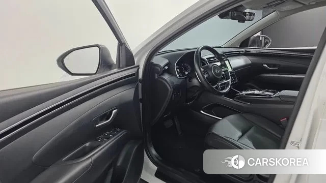 Hyundai Tucson (NX4) 2023 Белый из Кореи, фото 2